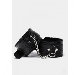 Оковы со сцепкой, цвет черный